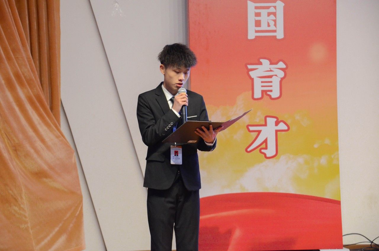 23-201204224PK40.jpg