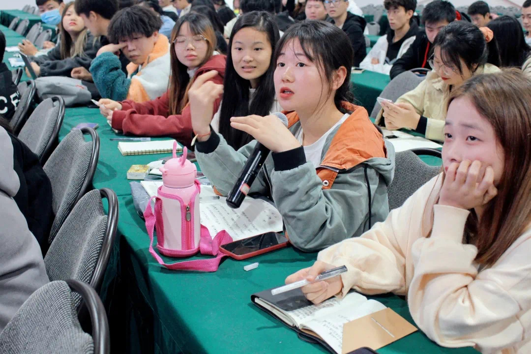 2021年10月20日四川科技职业学院学生社团管理服务中心召开了社团干部及社管干事培训大会(图4)