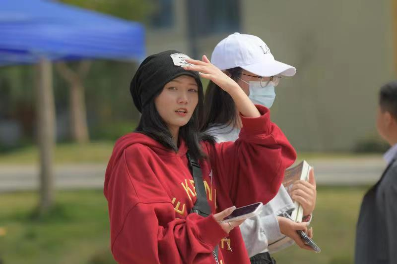 我校开展“聚青春力量，放青春光彩”校级学生组织招新活动（二）(图1)