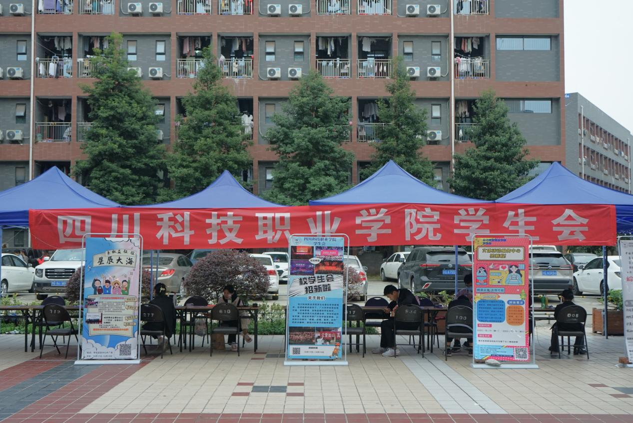 1-22102012234S42.png