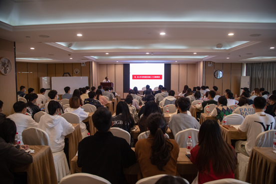 我校学生代表参加第七届成都市 大学生骨干培训(图2)