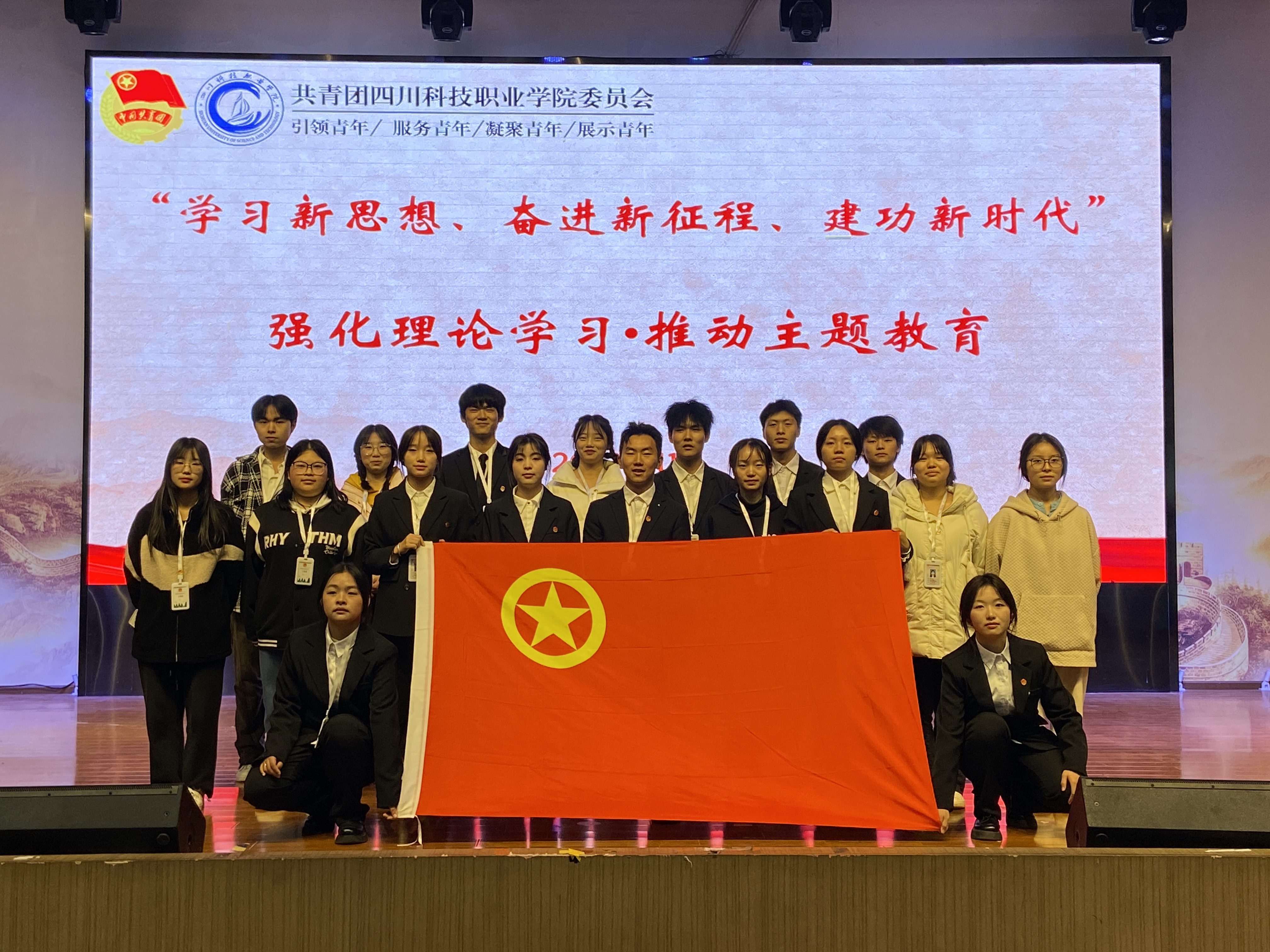 1-23120423331CK.jpg